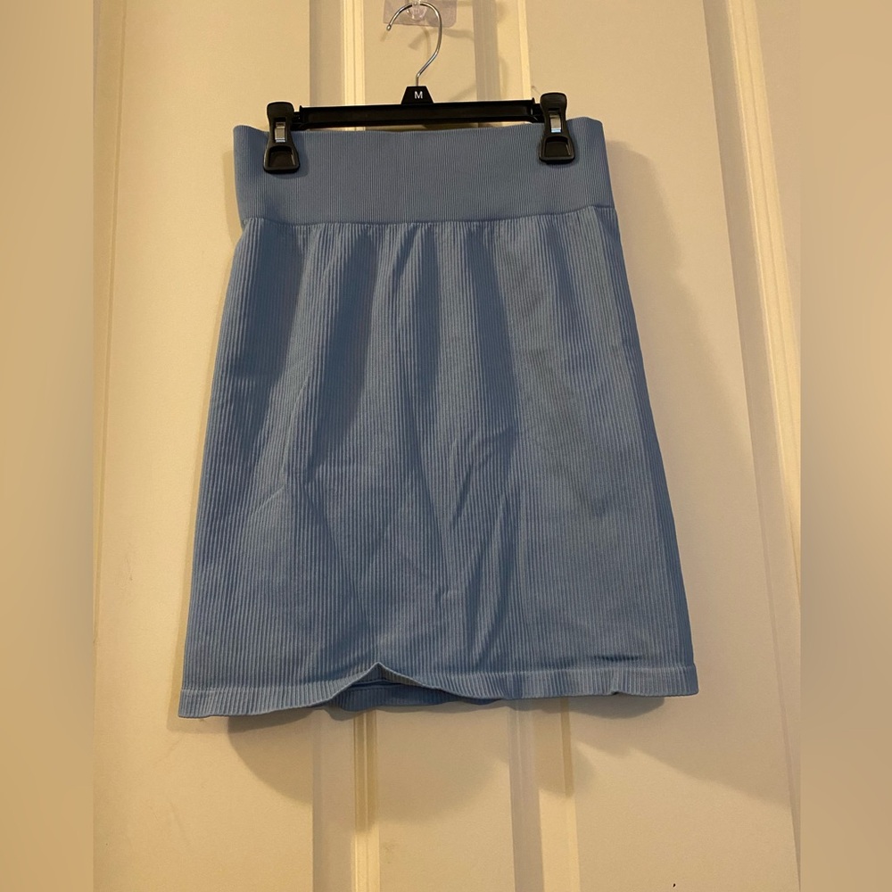 OQQ mini women’s skirts in blue size L